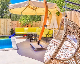 Kaş Bezirgan'da Modern Tasarımlı, Isıtmalı Havuzlu, 2+1 Villa - 4