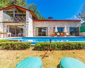 Kaş İslamlar'da Nezih Konumda, Özel Havuzlu, Taş Villa - 3