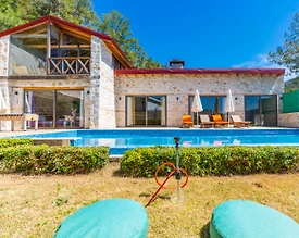 Kaş İslamlar'da Nezih Konumda, Özel Havuzlu, Taş Villa - 2