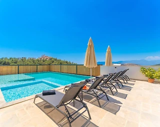 Kalkan Akbel'de Enfes Doğada, Açık ve Kapalı Havuzlu, Modern Villa - 5