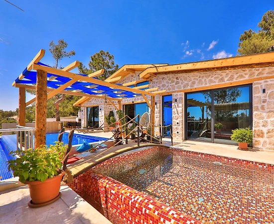 Kaş İslamlar'da Gözlerden Uzak, Özel Havuzlu, 2+1 Villa - 1