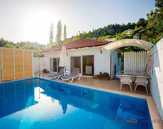 Kaş İslamlar'da Muhteşem Doğada, Özel Havuzlu, Tatil Villası - 1