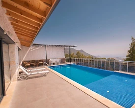 Kaş İslamlar'da Yemyeşil Doğada, Özel Havuzlu, Balayı Villası - 2