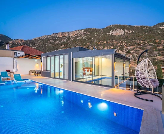 Kalkan Kördere'de Deniz Manzaralı, Kapalı Havuzlu, Jakuzili Kiralık Villa - 1