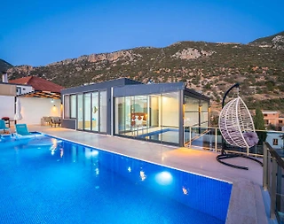 Kalkan Kördere'de Deniz Manzaralı, Kapalı Havuzlu, Jakuzili Kiralık Villa - 1