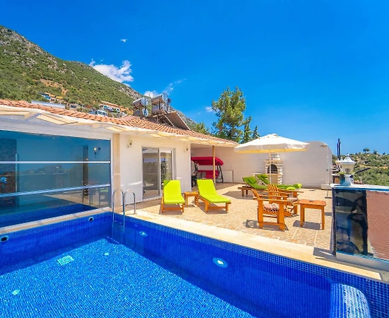 Kaş Bezirgan'da Sakin Konumda, Özel Havuzlu, 4 Kişilik Villa - 1