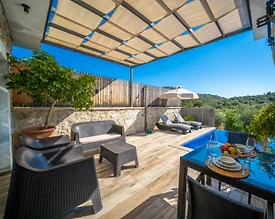 Kaş Bezirgan'da Muhteşem Doğada, Isıtmalı Havuzlu, Modern Villa - 3