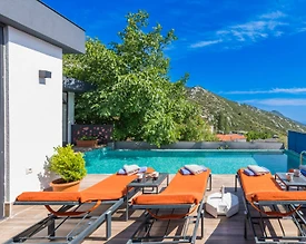 Kaş İslamlar'da Enfes Doğada, Isıtmalı Havuzlu, 4 Kişilik Villa - 2