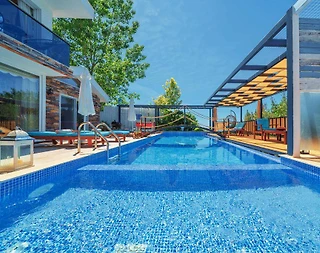 Kaş İslamlar'da Enfes Doğada, Özel Havuzlu, Lüks Kiralık Villa - 1