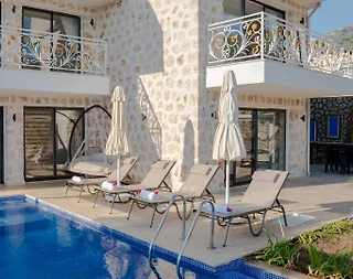 Kaş İslamlar'da Muhteşem Doğada, Kapalı Havuzlu, Kiralık Villa - 1