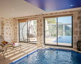Kaş İslamlar'da Muhteşem Doğada, Kapalı Havuzlu, Kiralık Villa - 5
