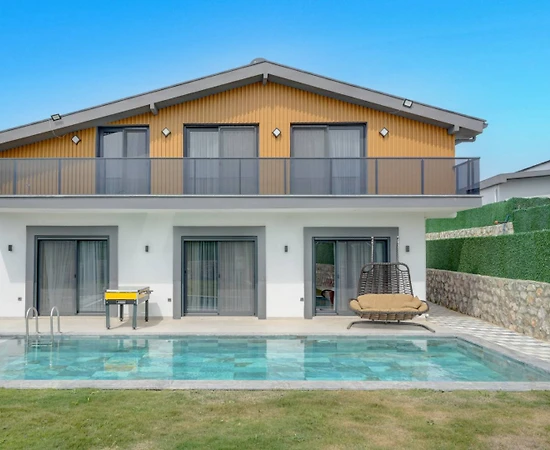 Fethiye Kargı'da Merkezi Konumda, Özel Havuzlu, Modern Villa - 1