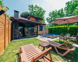 Kartepe de Merkezi Konumda Özel Havuzlu Şık Villa - 3