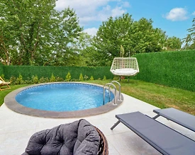 Kartepe Maşukiye'de Göl Manzaralı, Isıtmalı Havuzlu, Kiralık Bungalov - 3