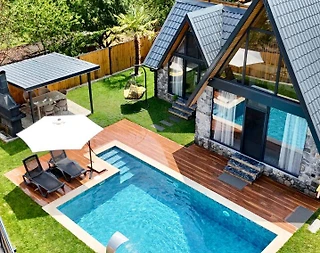 Kartepe Maşukiye'de Doğa İçerisinde, Isıtmalı Havuzlu, Ferah Bungalov - 1