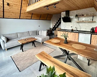 Kartepe Maşukiye'de Merkezi Konumda, Isıtmalı Havuzlu, Şık Bungalov - 4