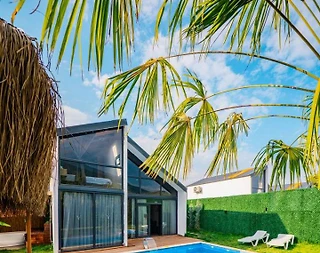 Kartepe Maşukiye'de Doğa İçerisinde, Isıtmalı Havuzlu, Lüks Bungalov - 3