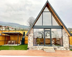 Kartepe Maşukiye'de Sakin Konumda, Isıtmalı Havuzlu, Modern Bungalov - 3