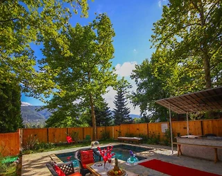 Kartepe Maşukiye'de Tesis İçerisinde, Özel Havuzlu, Şık Bungalov - 4