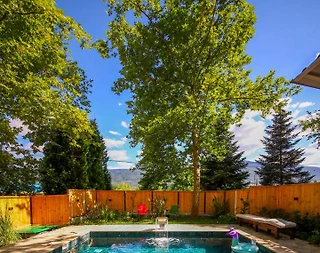 Kartepe Maşukiye'de Tesis İçerisinde, Özel Havuzlu, Şık Bungalov - 5