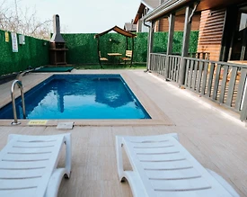 Kartepe Maşukiye'de Yeşil Bahçeli, Isıtmalı Özel Havuzlu, Kiralık Bungalov - 3