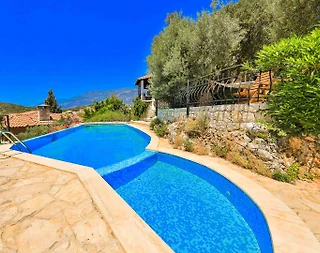 Kaş Andifli'de Deniz Manzaralı, Ortak Havuzlu, Taş Villa - 4