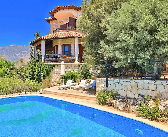 Kaş Andifli'de Deniz Manzaralı, Ortak Havuzlu, Taş Villa - 1