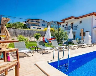 Kaş Ağullu'da Muhteşem Doğada, Çocuk Oyun Alanlı, Lüks Villa - 1