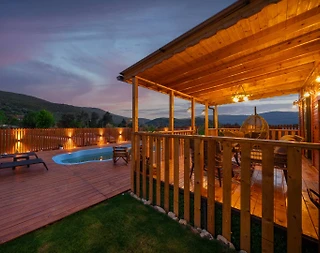 Kaş Ahatlı'da Huzurlu Doğada, Özel Havuzlu, Geniş Bahçeli Tiny House - 5