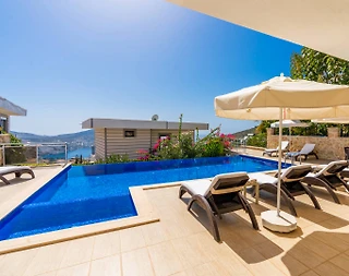 Kaş Akbel'de Geniş Ailelere Uygun, Özel Havuzlu, Konforlu Villa - 5