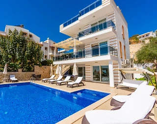 Kaş Akbel'de Geniş Ailelere Uygun, Özel Havuzlu, Konforlu Villa - 3