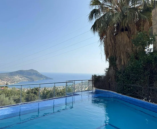 Kaş Akbel'de Merkeze Yakın, Özel Havuzlu, 4+1 Villa - 1