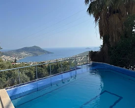 Kaş Akbel'de Merkeze Yakın, Özel Havuzlu, 4+1 Villa - 2