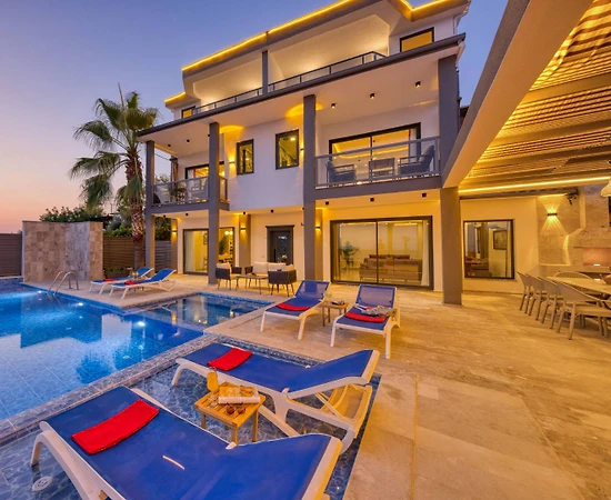 Kaş Akbel'de Merkeze Yakın, Özel Havuzlu, 8 Kişilik Villa - 1