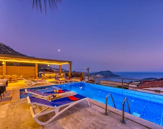 Kaş Akbel'de Merkeze Yakın, Özel Havuzlu, 8 Kişilik Villa - 3