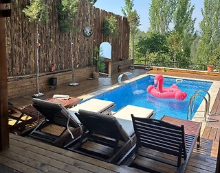 Kaş Aklar'da Balayı Çiftlerine Uygun, Özel Havuzlu, Ahşap Villa - 1