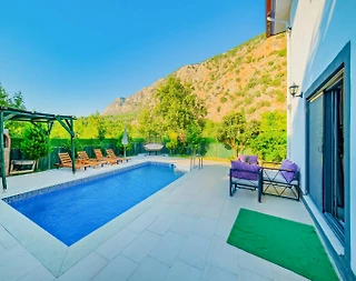 Kaş Aklar'da Doğa Manzaralı, Özel Havuzlu, Konforlu Villa - 5