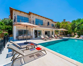 Kaş Andifli'de Denize Sıfır, Özel Havuzlu, Geniş Villa - 3