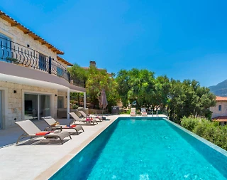 Kaş Andifli'de Denize Sıfır, Özel Havuzlu, Geniş Villa - 5