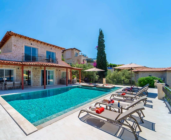 Kaş Andifli'de Enfes Deniz Manzaralı, Özel Havuzlu, Lüks Villa - 1