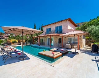 Kaş Andifli'de Enfes Deniz Manzaralı, Özel Havuzlu, Lüks Villa - 2