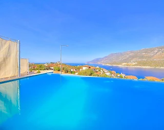 Kaş Andifli'de Enfes Deniz Manzaralı, Sonsuzluk Havuzlu, Modern Villa - 1