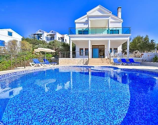 Kaş Andifli'de Enfes Deniz Manzaralı, Sonsuzluk Havuzlu, Modern Villa - 1