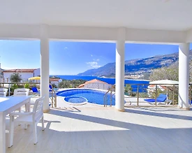 Kaş Andifli'de Enfes Deniz Manzaralı, Sonsuzluk Havuzlu, Modern Villa - 2