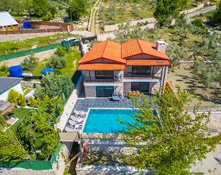 Kaş Hacıoğlan'da Otantik Tasarımlı, Özel Havuzlu, Modern Villa - 4