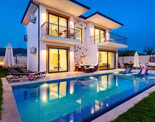 Kaş Andifli'de Nezih Konumda, Özel Havuzlu, Modern Villa - 1