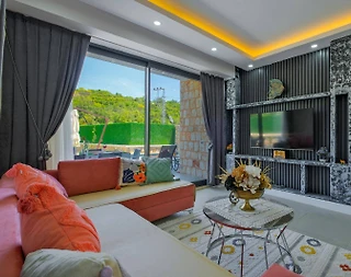 Kaş Andifli'de Orman Manzaralı, Özel Havuzlu, Bahçeli Villa - 4