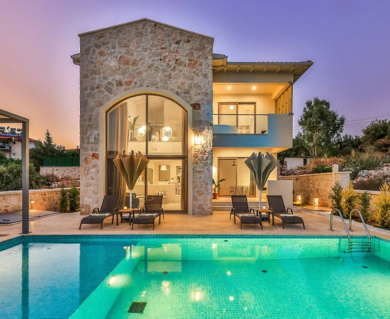 Kaş Andifli'de Otantik Tasarımlı, Özel Havuzlu, Kiralık Villa - 1