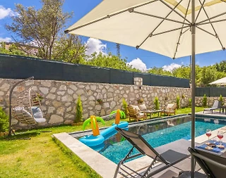 Kaş Andifli'de Yemyeşil Bahçeli, Özel Havuzlu, 2+1, Konforlu Villa - 4