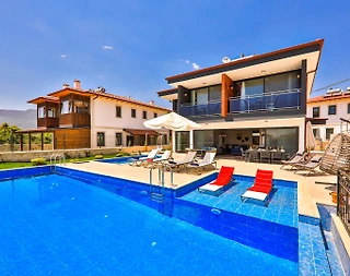 Kaş Andifli'de Yemyeşil Bahçeli, Özel Havuzlu, Kiralık Villa - 2